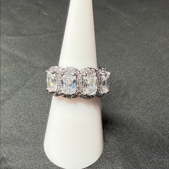 Bomb Party Jewelry - Sparkling Clear CZ Halo Band Ring - The little moments matter